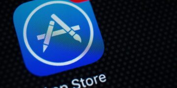 Blacklisted foreign companies persist in app stores, defying U.S. sanctions