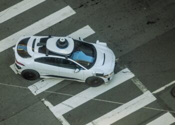 Mom Orders a Waymo for Her Daughter, Finds Man Hiding in the Trunk Claiming ‘The People’ Trapped Him