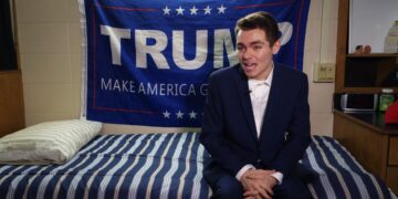 Woman-Hating Podcaster Admits He’s Never Slept With a Woman