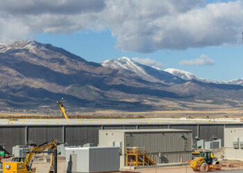 How Tech’s Biggest Companies Are Offloading the Risks of the A.I. Boom