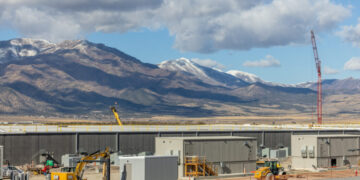 How Tech’s Biggest Companies Are Offloading the Risks of the A.I. Boom