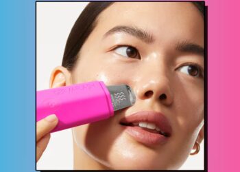 Scouted: This Pore Cleaning Tool Is the Next Best Thing to Professional Extractions