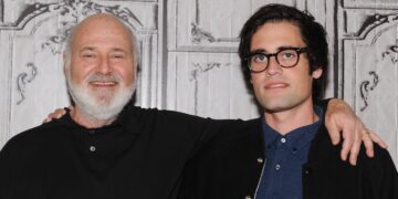 Cops Quiz Rob Reiner’s Troubled Son on Director and Wife’s Murder