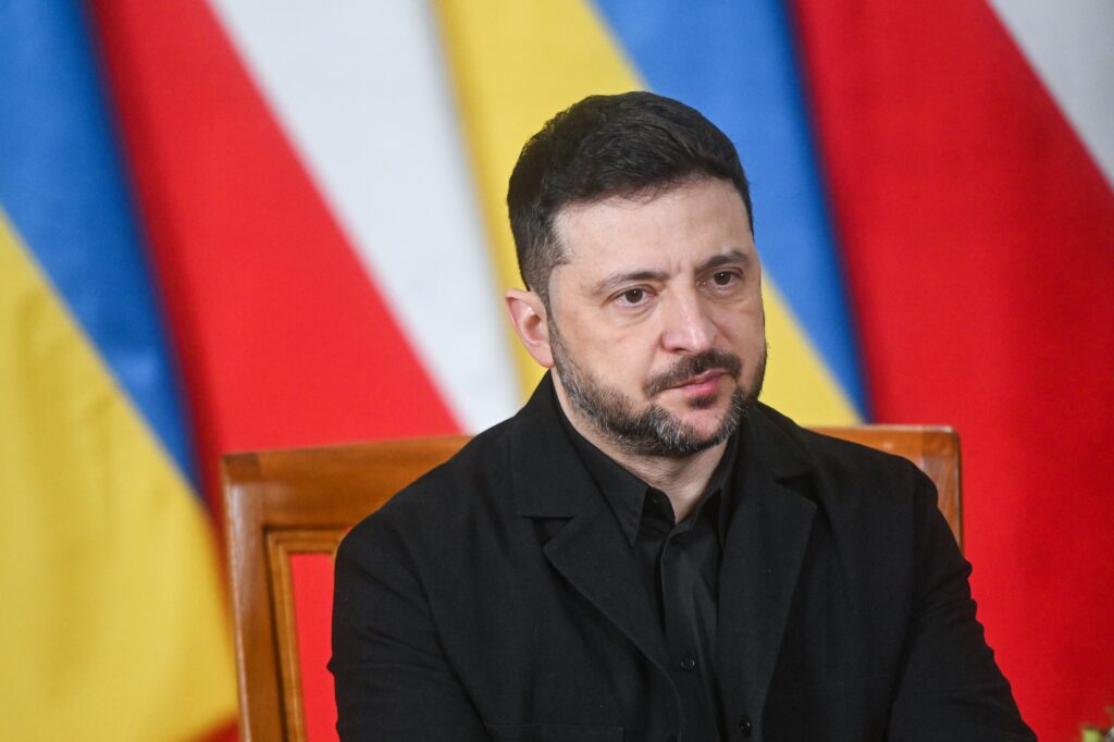 Zelensky open to withdrawing troops in new peace draft, awaits Russian reply