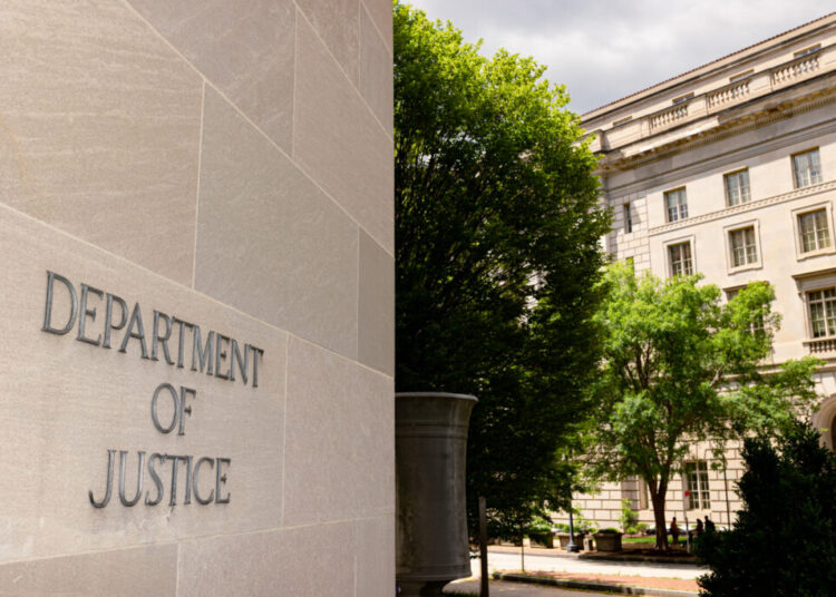 Justice Dept. seeks to join families’ suit in Va. school locker room case