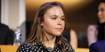 Tim Walz’s Daughter Eviscerates Trump for Calling Her Dad a Vile Slur