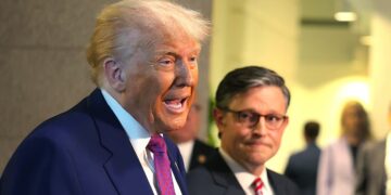 Republican Insider Reveals ‘Flashing Red Light’ Warning for GOP