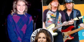 Nelson twins recall jumping in to help a young Drew Barrymore from ‘creepy guys’