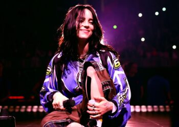 The Line in Lily Allen’s ‘Smile’ That Nearly Brought Billie Eilish to Tears, but Not for the Reason You Might Think