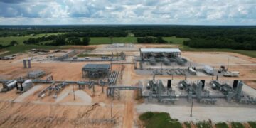 Little-known underground salt caverns could slow the AI boom and its thirst for power