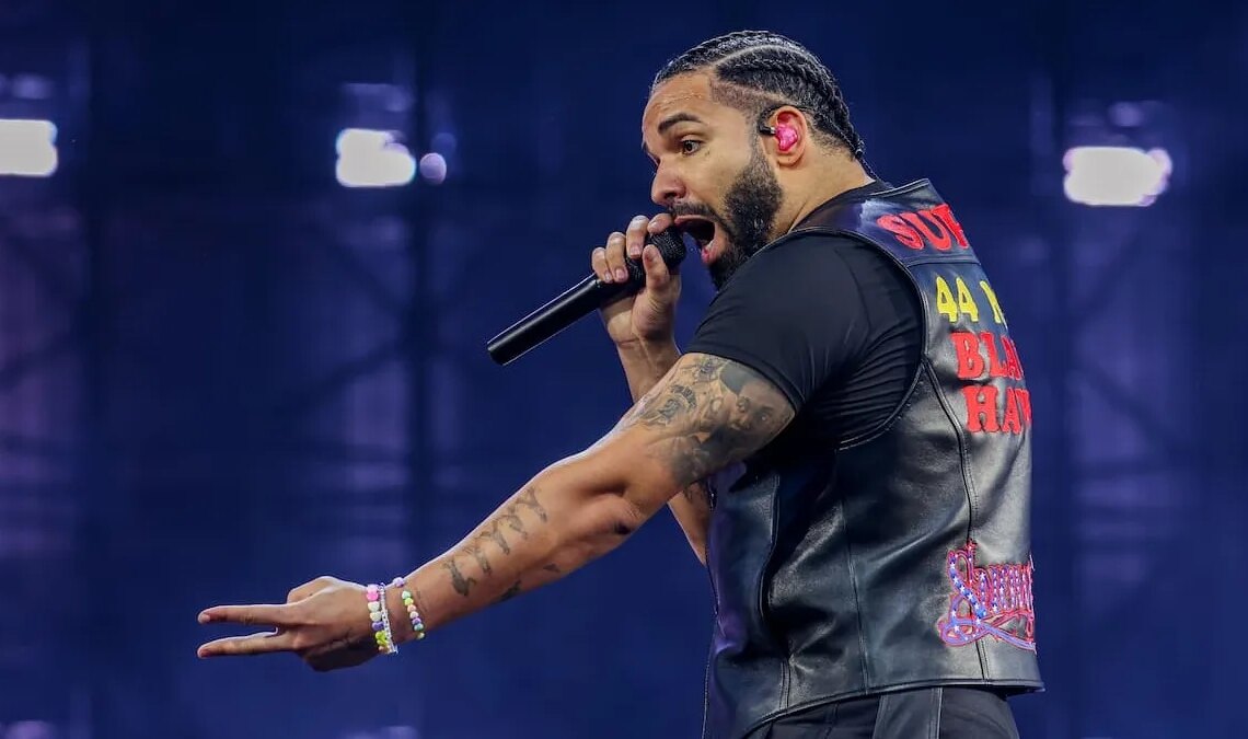 Drake Is Allegedly Recording New ‘ICEMAN’ Album at Houston Strip Club