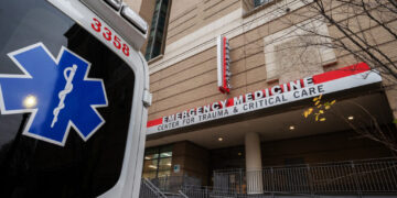 Nearly 1 in 4 Americans say the U.S. health care system is in crisis