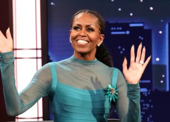 Marvel Actor Addresses Bizarre Rumor He’s an Obama’s Lover