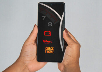 There’s finally a check engine light for your phone’s biggest problem