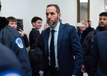 Jack Smith defends his cases against Trump on Capitol Hill