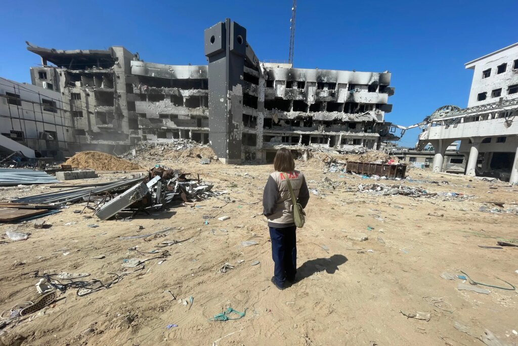 Volunteer Doctors Reflect on Working in Gaza: ‘It Felt Like Armageddon’ 