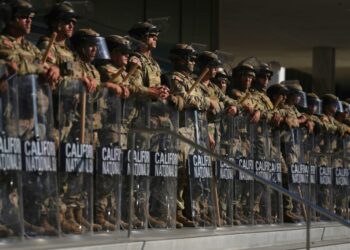 Trump ends effort to bring National Guard to Chicago, Los Angeles and Portland