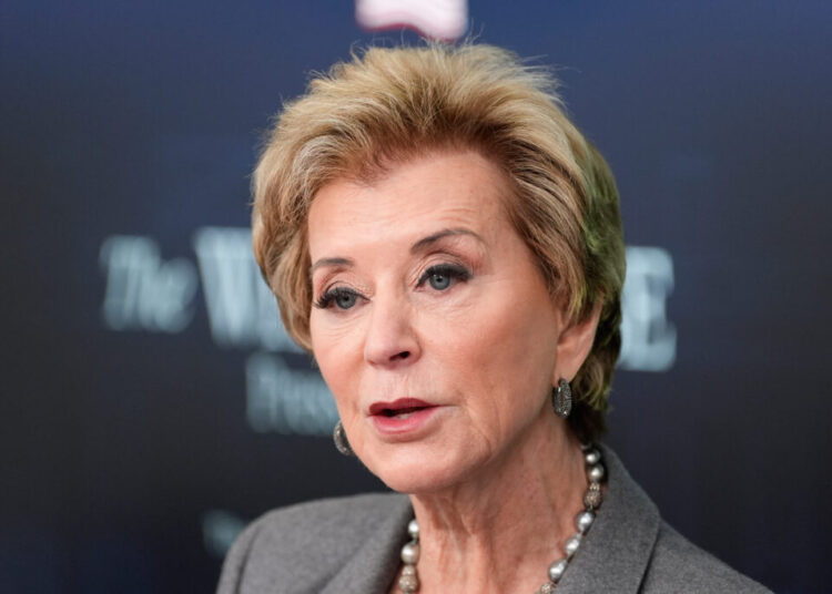 Government to resume garnishing wages for defaulted student loans early next year