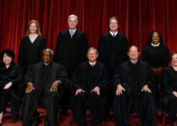 Legal Experts Sound Alarm on ‘Very Bad Sign’ in SCOTUS Case