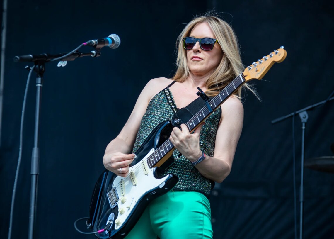 Liz Phair Describes Disastrous Holiday Performance From the Early 2000s: ‘I Didn’t Belong Here’