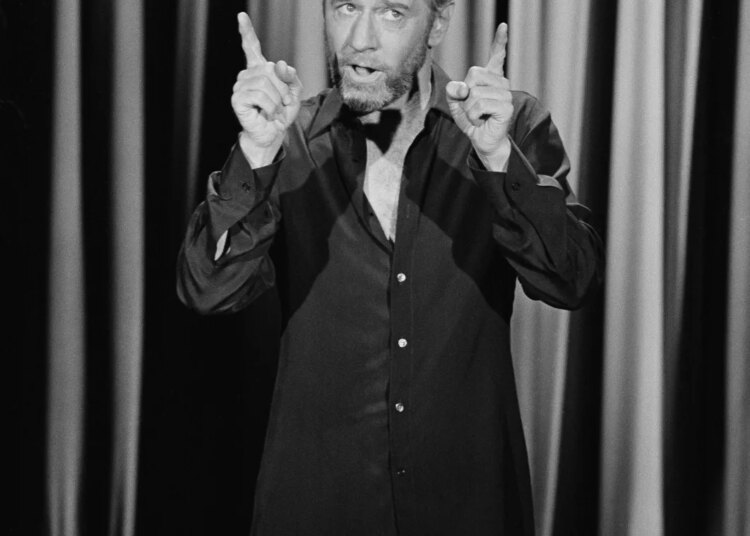 George Carlin Hosted the Second-Ever ‘New Year’s Rockin’ Eve’