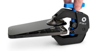 iFixit Put a Chatbot Repair Expert in an App