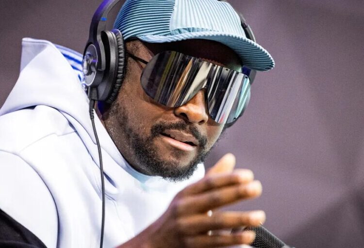 Multimillionaire musician Will.i.am says work-life balance is for people ‘working on someone else’s dream’—he grinds from 5-to-9 after his 9-to-5
