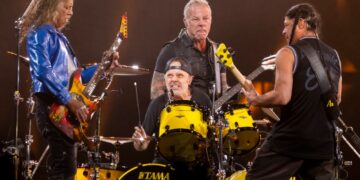 Metallica Fans Slapped With Lifetime Stadium Bans After ‘Incredibly Stupid’ Concert Stunt