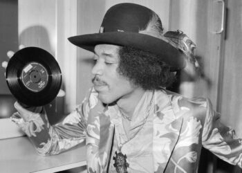 Jimi Hendrix’s Favorite Records Were Stand-Up Comedy Albums
