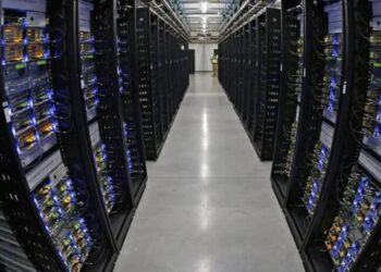 A huge chunk of U.S. GDP growth is being kept alive by AI spending ‘with no guaranteed return,’ Deutsche Bank says