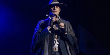 Perry Farrell and Jane’s Addiction Issue Statements Apologizing and ‘Resolving’ Differences