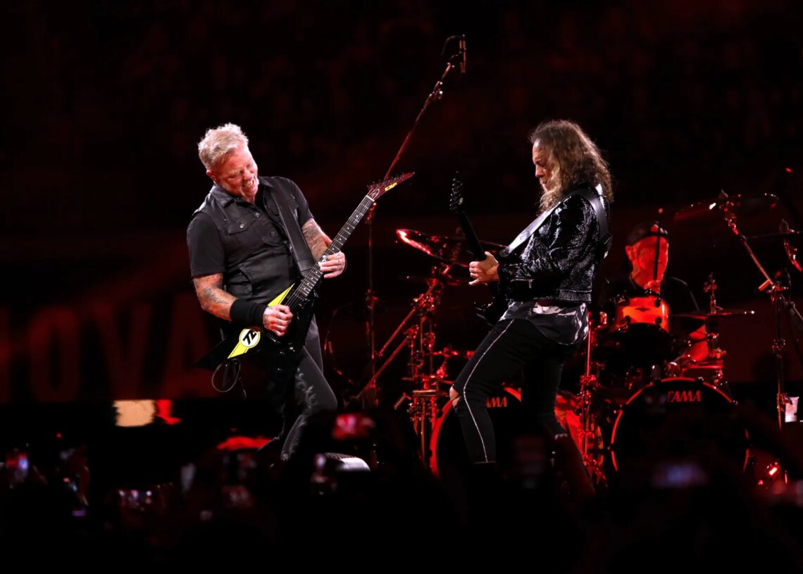 Celebrate the Holidays With Metallica Frontman James Hetfield Reciting This Classic Christmas Poem