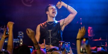 ‘That’s a Load of Bulls**t’: Yungblud Pushes Back on Howard Stern for Complaining That ‘Rock Is Dead’