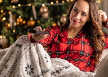 Why you feel so anxious and stressed during the holidays, even though you’re probably just sitting around, watching TV and eating