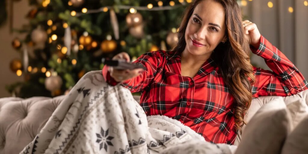 Why you feel so anxious and stressed during the holidays, even though you’re probably just sitting around, watching TV and eating