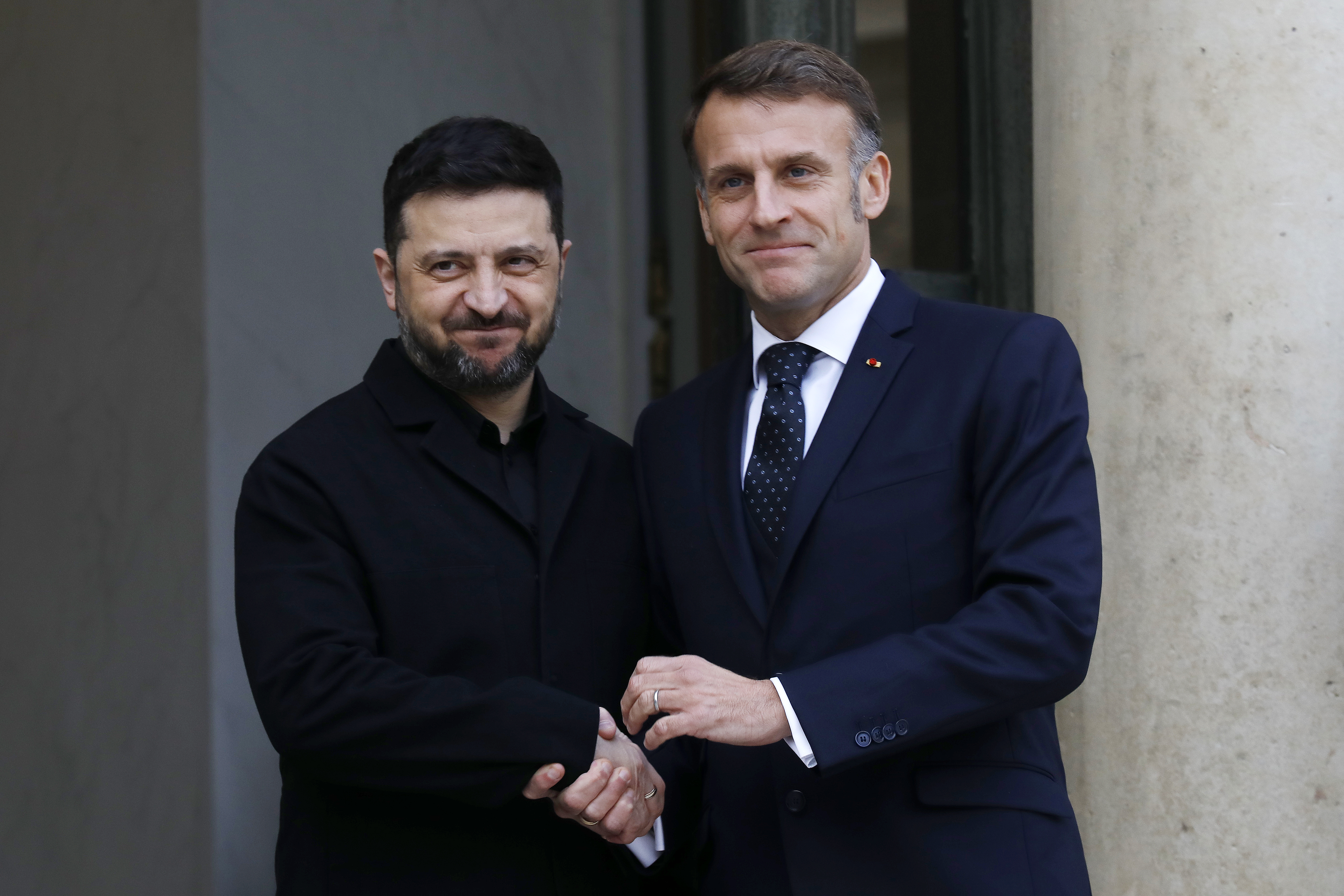 President Macron Receives Ukraine President Zelenskyy
