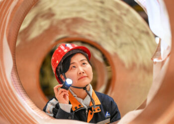 Copper records biggest annual gain since 2009 on supply bets