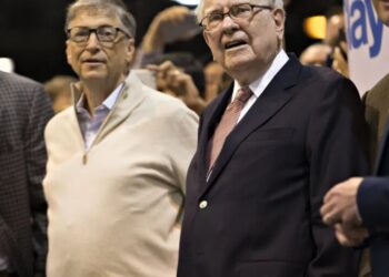 Warren Buffett’s blind spot: Did the digital economy leave him behind?