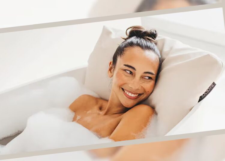 Scouted: I’m Obsessed With This Water-Resistant Pillow That Makes Baths Actually Comfortable