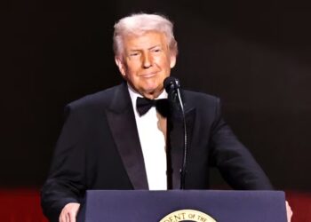 Kennedy Center Threatens Musician Who Pulled Out of Holiday Show After Trump Rebrand