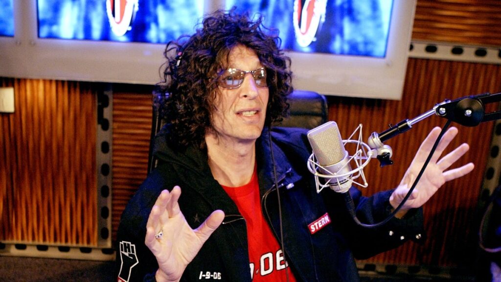Howard Stern Sets 3-Year Contract Extension at SiriusXM