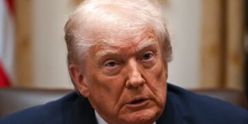 Trump Dumps ‘War Crimes’ Strike Scandal on Pentagon Pete