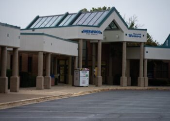 Mold in Montgomery County school draws staff complaints, parent petition