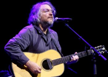 Jeff Tweedy of Wilco Shares His Top Albums of 2025, With Some Familiar Favorites Making the List