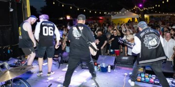 Texas Cover Band Jimmy Eat Brisket Has Planned an Emo New Year’s Eve Party