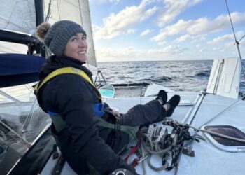 Meet the Gen Xer who lives on a boat—she supercommutes to California every few weeks for her $100-an-hour job. Just eight shifts cover all her bills