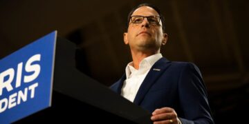 In unexpected moment of candor, Shapiro says Harris told ‘blatant lies’ about him