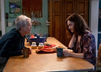 ‘Ella McCay’ is a huge mess. Can we pretend it never happened?