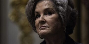 White House rallies around Susie Wiles after unguarded interviews