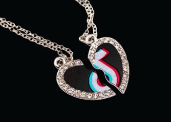 Kids and Teen Influencers in Australia Say ‘Bye-Bye’ to Social Media